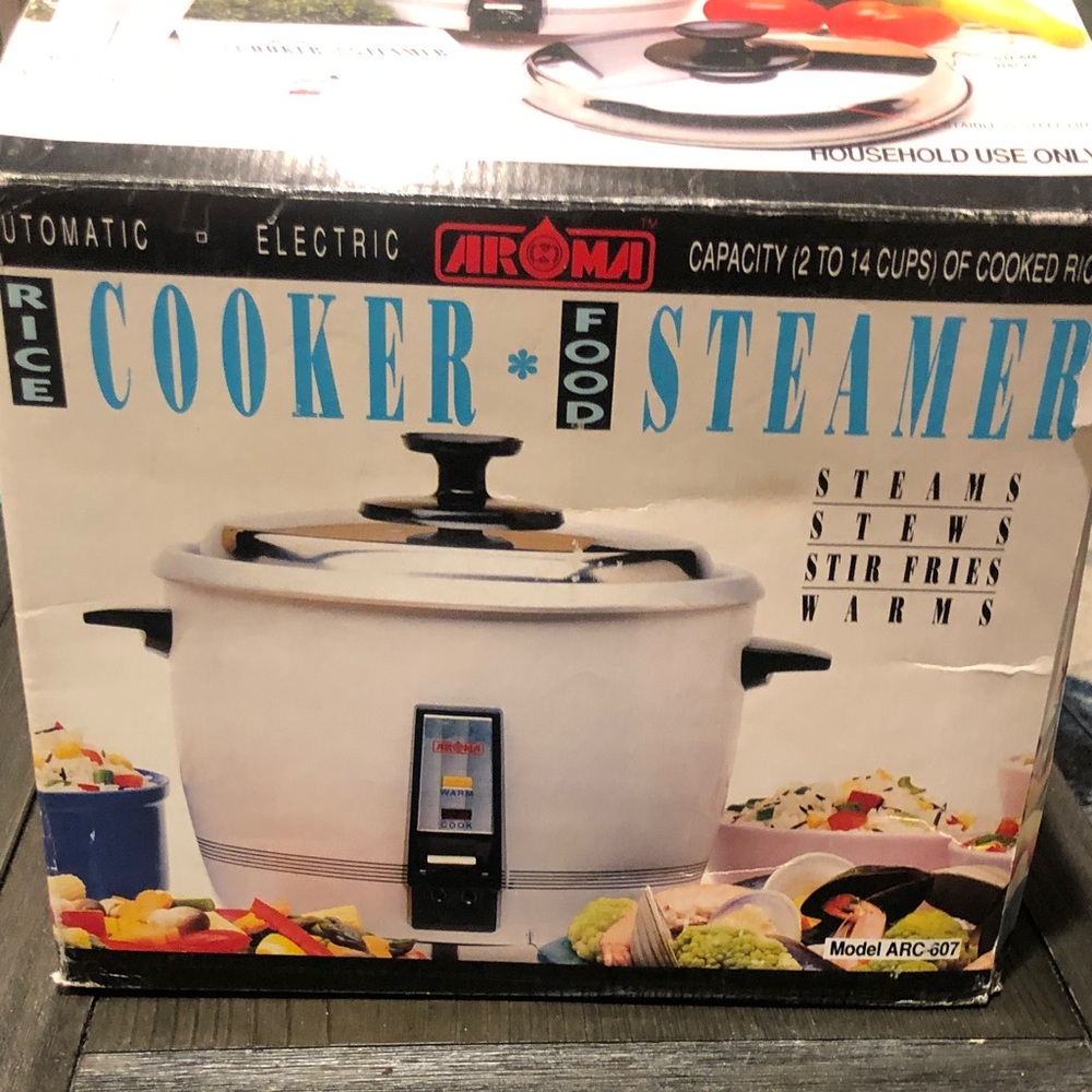 Roma Electric Rice Cooker & Steamer - White with Black Accents